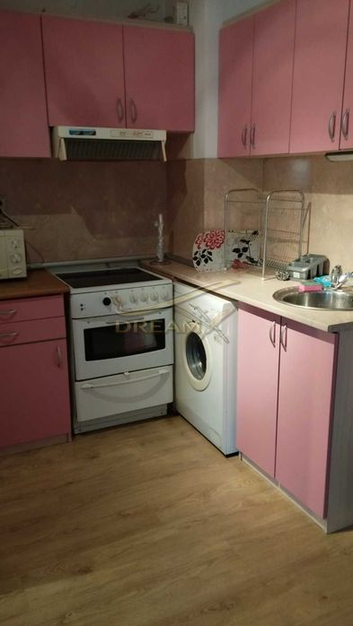 Тристаен апартамент под наем в Кършияка! 71906147