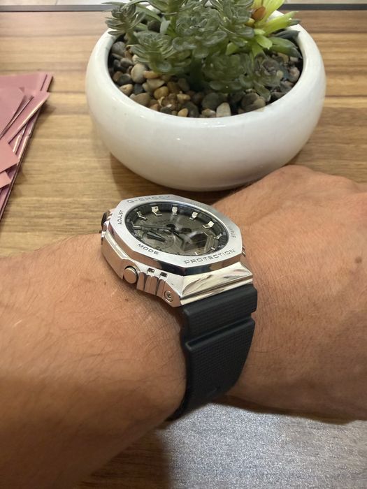 Casio G Shock.