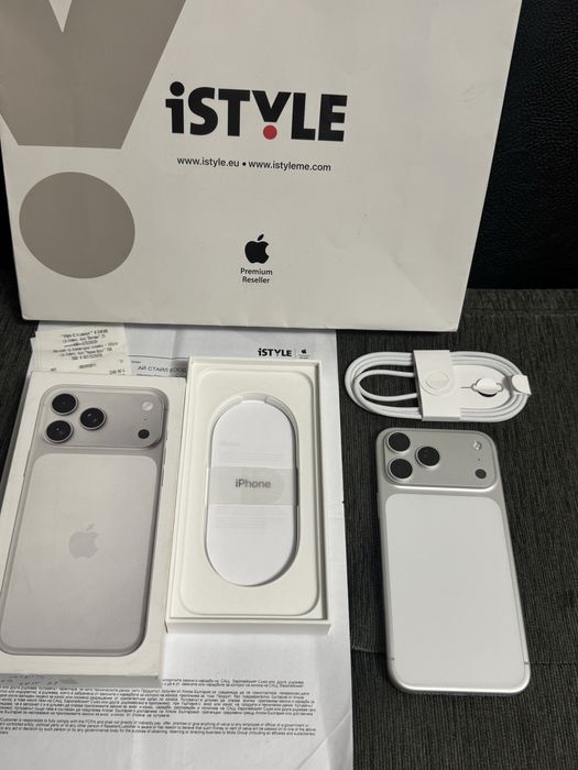 КАТО НОВ 512GB iPhone 17 Pro Max iStyle Гаранция 2027г. Silver