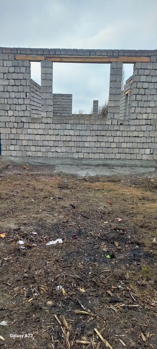 Hovli sotiladi 4 sotix