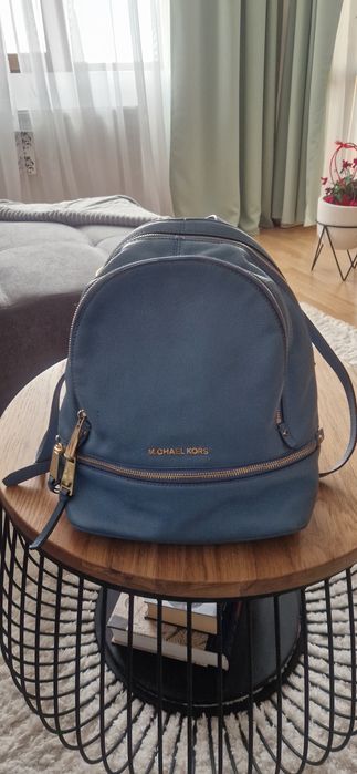 Rucsac Michael Kors din piele naturala.