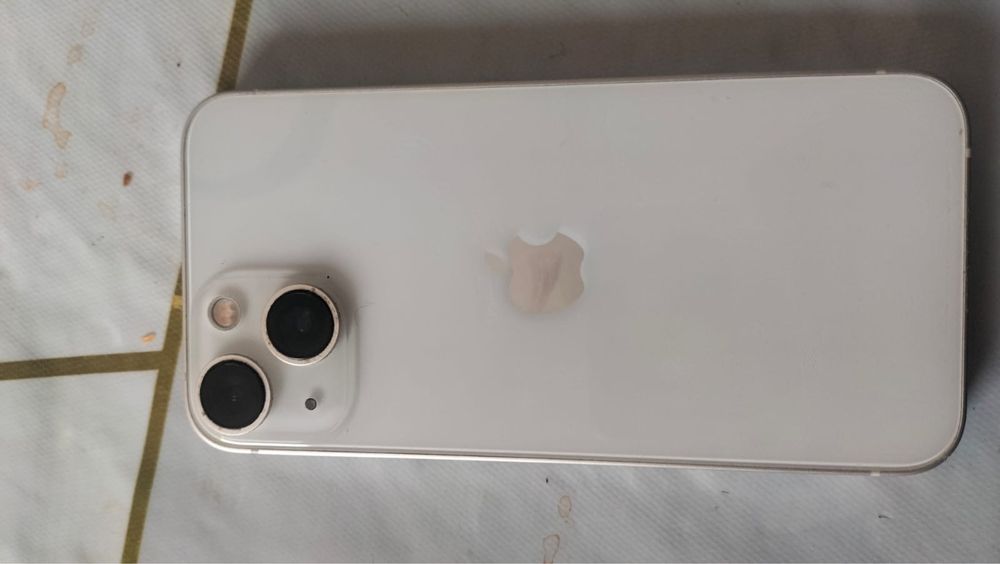 Айфон 13 мини  в идеальном состояни