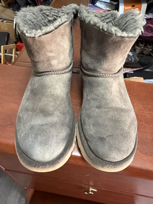 Оригинални боти UGG размер 38