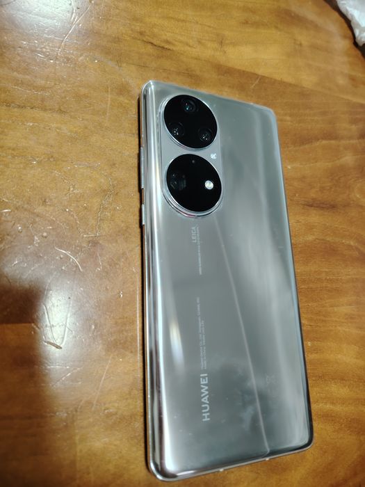 Телефон Huawei P50 Pro