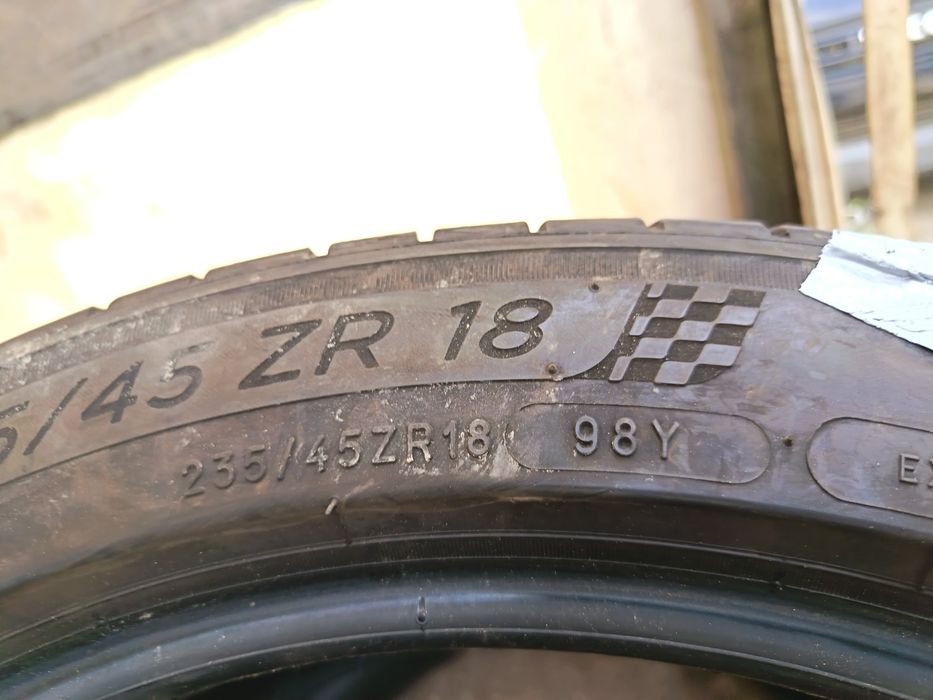Anvelope vara 235 45 18 Michelin 2020 și 2022 5mm