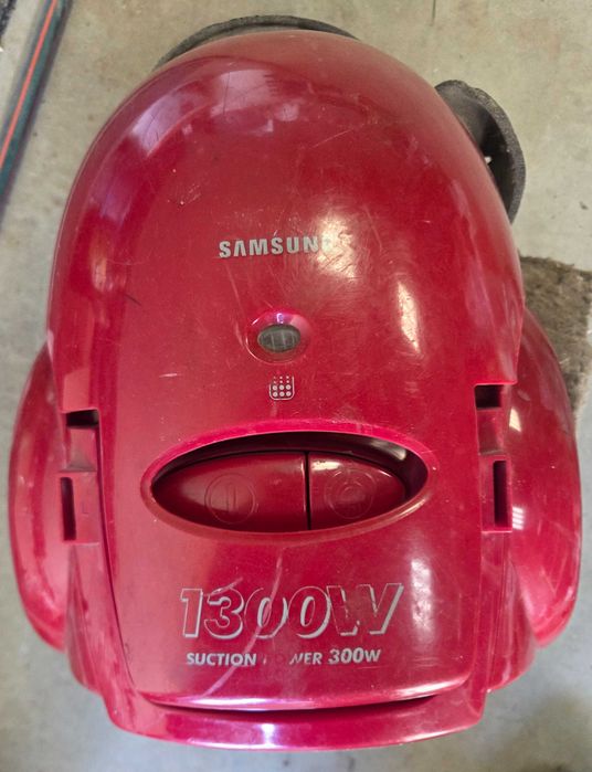 Прахосмукачка Samsung VC6313HS3R (1300W / Made in Korea) – НА ЧАСТИ