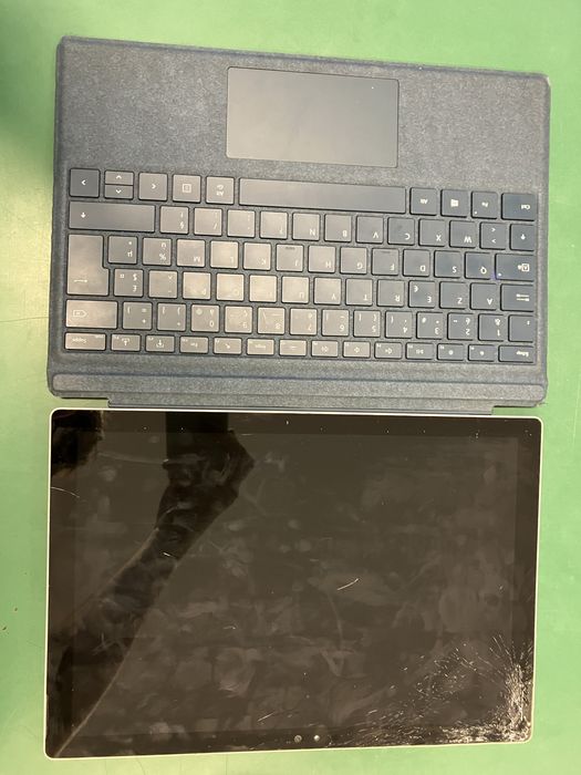 Microsoft Surface Pro 4