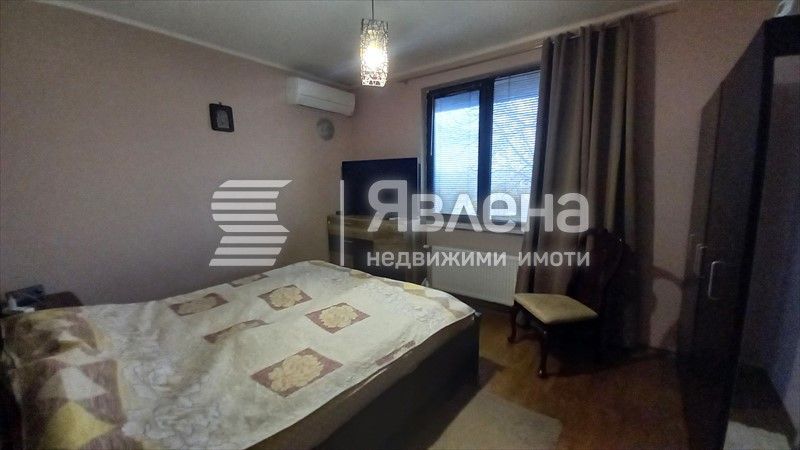 Самостоятелна еднофамилна къща в Царево