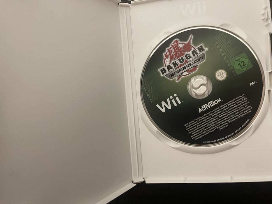 Consolă Wii Black Edition + Placă Fitness + Pachet 13 Jocuri