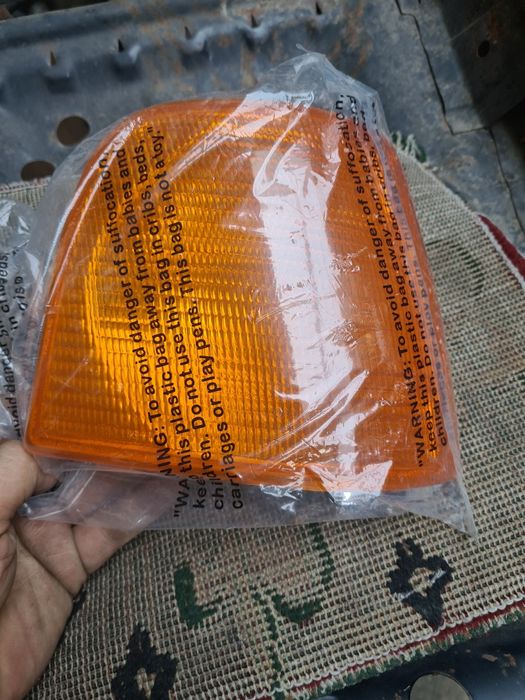 Поворотники АУДИ 100 С3 новые