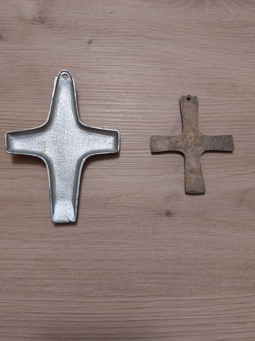 Стари религиозни кръстове