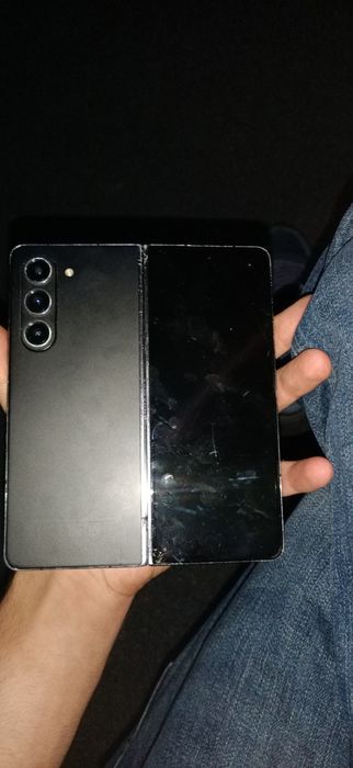 Samsung galaxyz Fold5