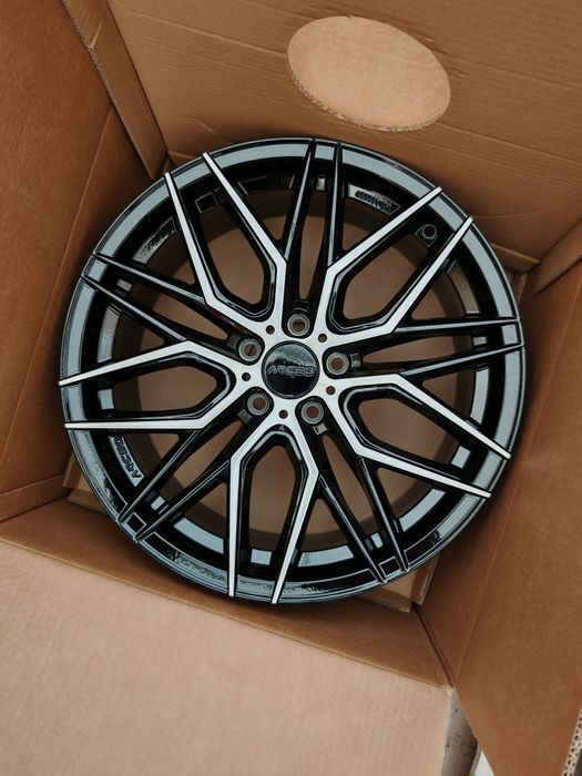 Vand jante de aliaj pentru 5x108 pe 18 marca Arceo model valencia