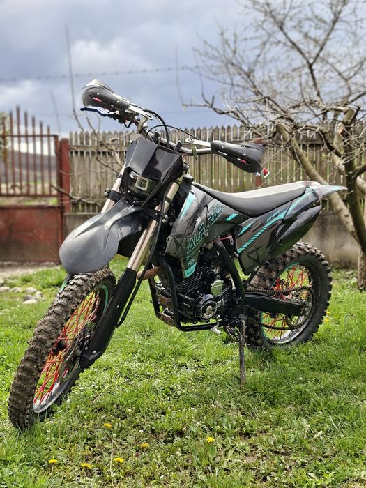 Vând Alfarad T7 250cc!
