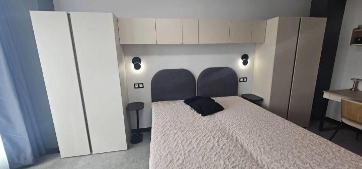 Дава се под наем Тристаен апартамент в Пловдив, Център - 130 кв.м за 1250 € - Снимка #7