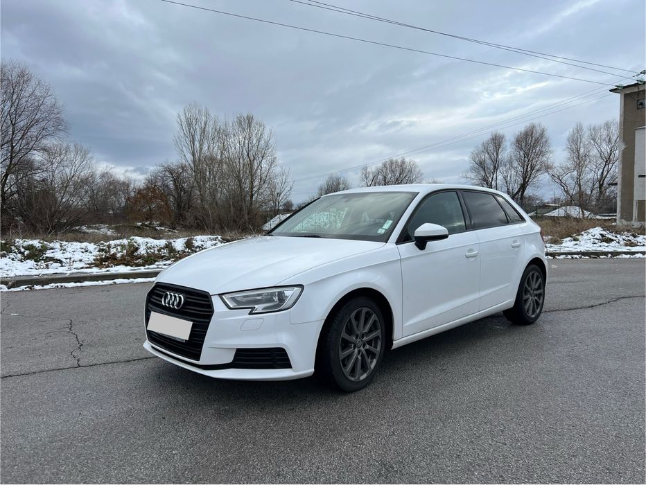 Audi A3 30TFSI 2019г. с регистрация