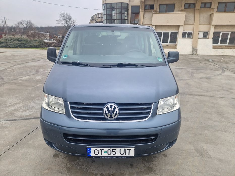 VW T5 8+1 locuri 2.5 TDI