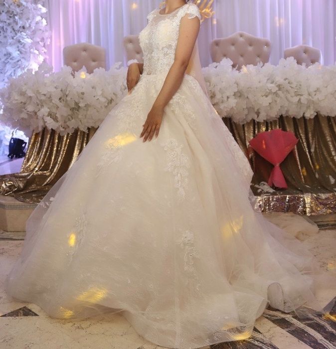 Свадьебное платье