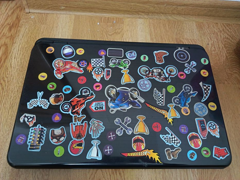 Laptop Dell încă funcționează