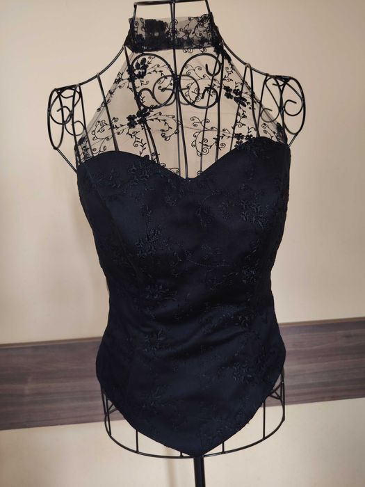 Дамско елегантно бюстие