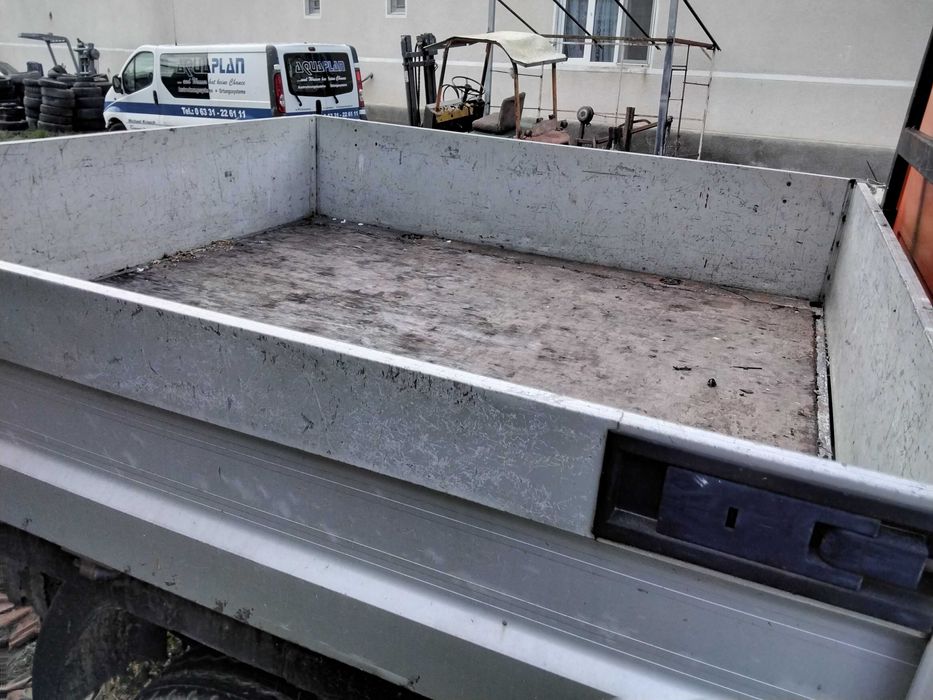 Mercedes 208 camioneta 7 locuri