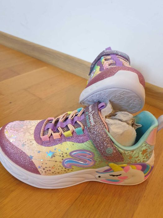 Adidas Sketchers marime 32 noi cu eticheta cu unicorn