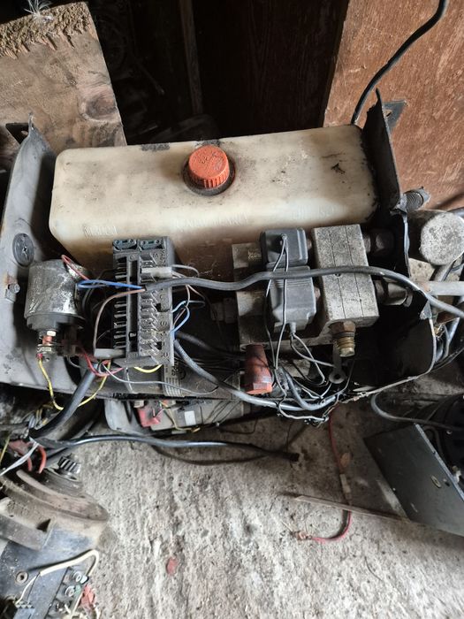 Pompa 24v lama zapada basculare narcela construcții