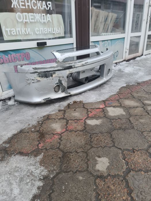 Бампер передний ниссан