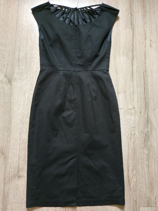 Rochie neagra ocazie