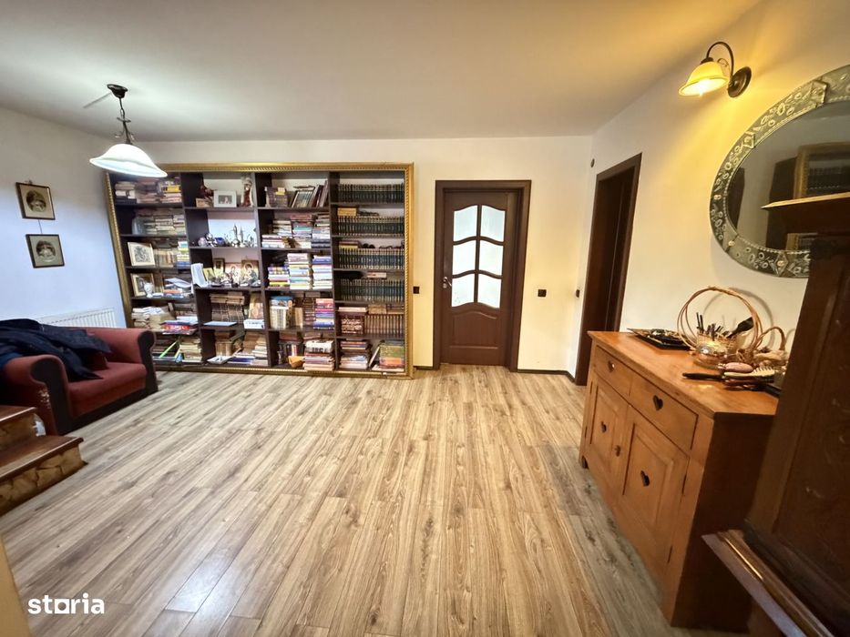 Vila P + M, 4 dormitoare, - Traian