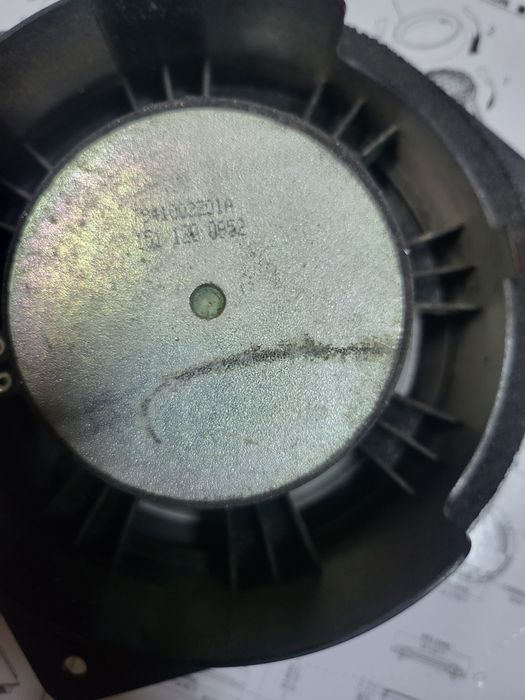 Продам динамики  JBL от Тойоты