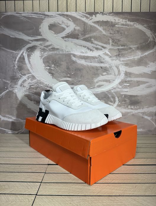 Hermes Trainer Bouncer White
