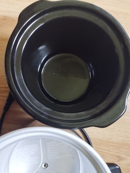 Slow cooker - aparat de gatit
