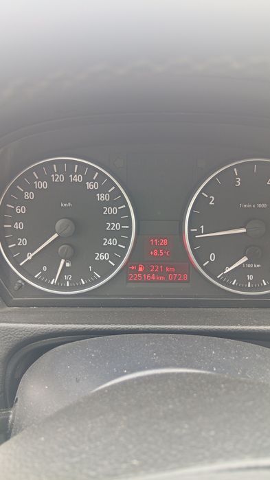 Vând BMW seria 3.318 2006