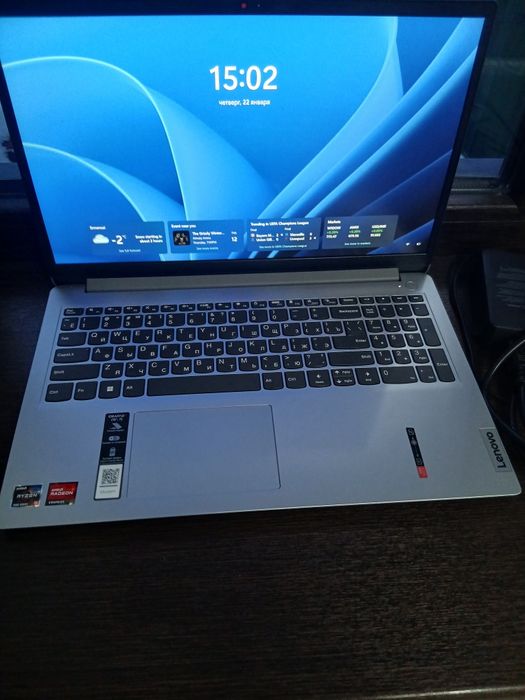 Продам Lenovo ноутбук