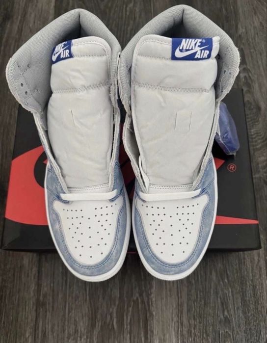 Jordan 1 hyper royal