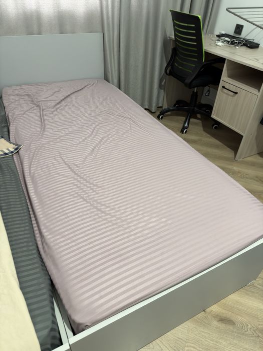 Продам кровать односпальняя