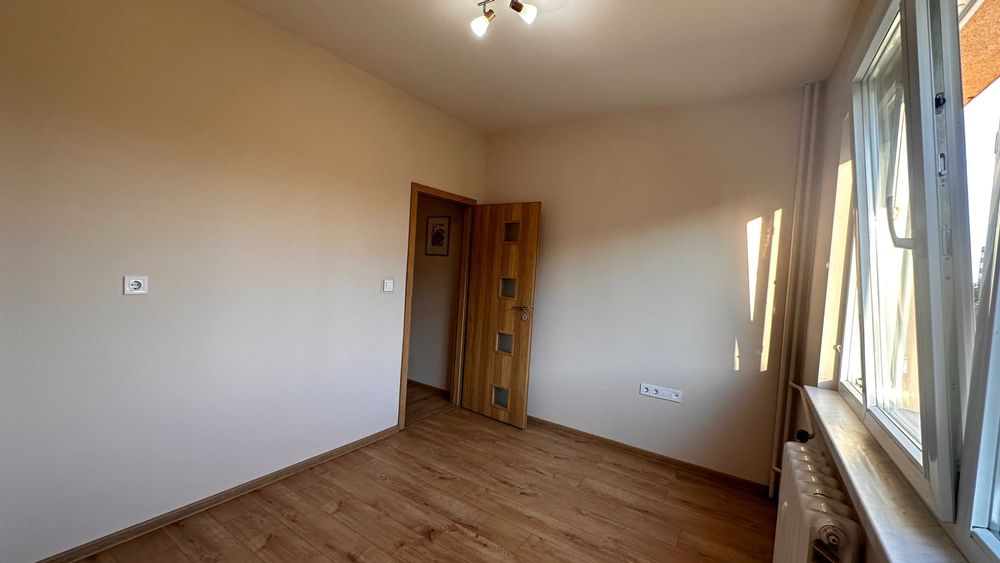 Дава се под наем Тристаен апартамент в Пловдив, Изгрев - 70 кв.м за 408 € - Снимка #16