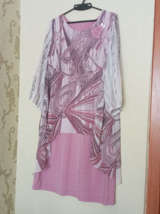 Нарядное женское платье,новое