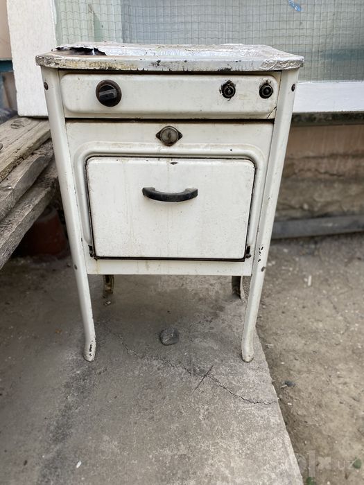 Продам Газовую плиту