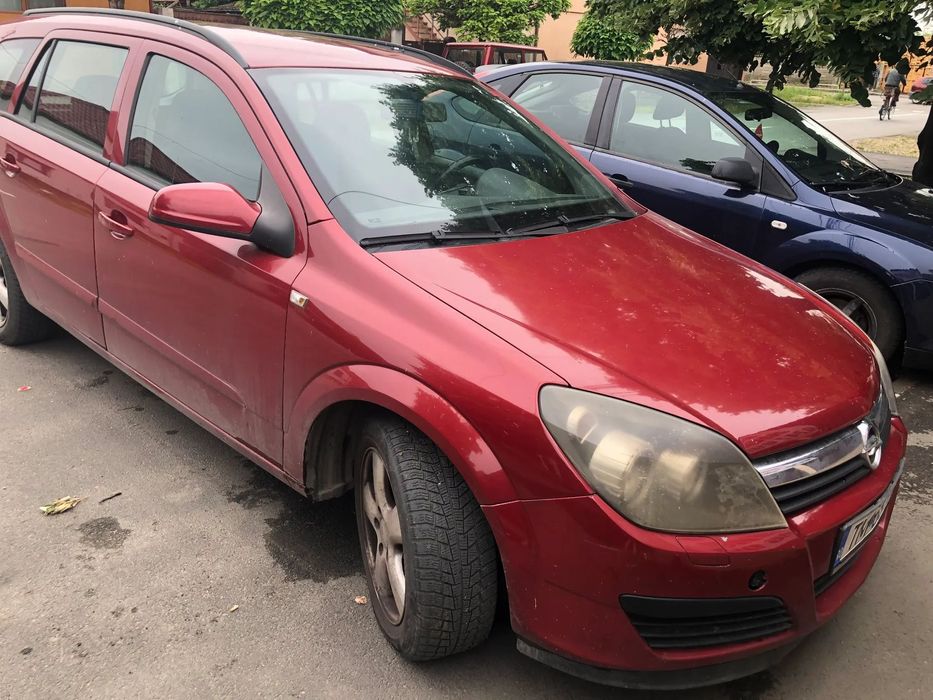 Opel Astra Opel Astra H Combi 2006 Diesel - Defect motor (Fum alb)