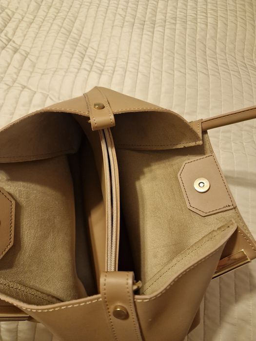 vând poșetă Polo, culoarea cacao cu lapte