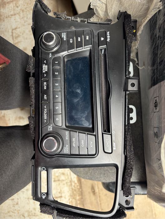 Магнитофон Kia Optima 2013