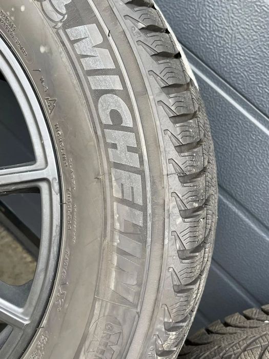 jante jaguar i pace 18 inch cu anvelope iarna michelin, senzori presiune