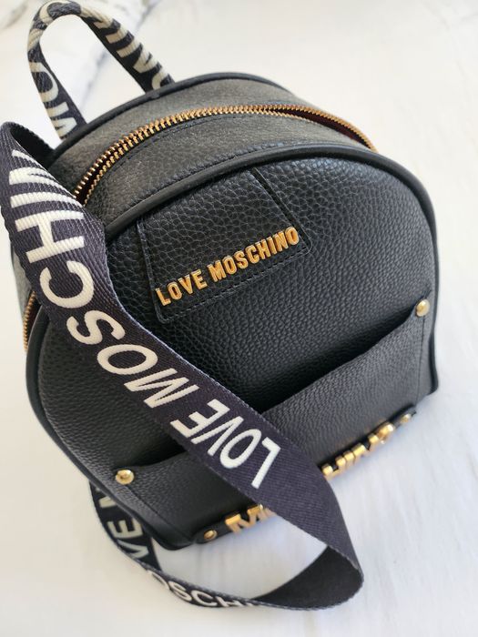 Уникална раница Love Moschino