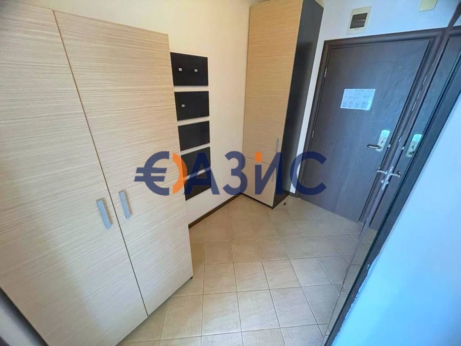 Продава се Двустаен апартамент в к.к. Слънчев бряг - 67 кв.м за 1038 €/кв.м - Снимка #7