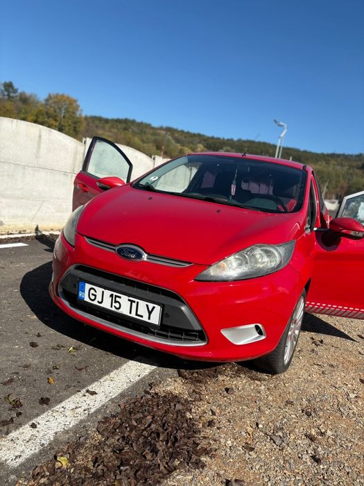 FORD Fiesta 2010 — imagine 2