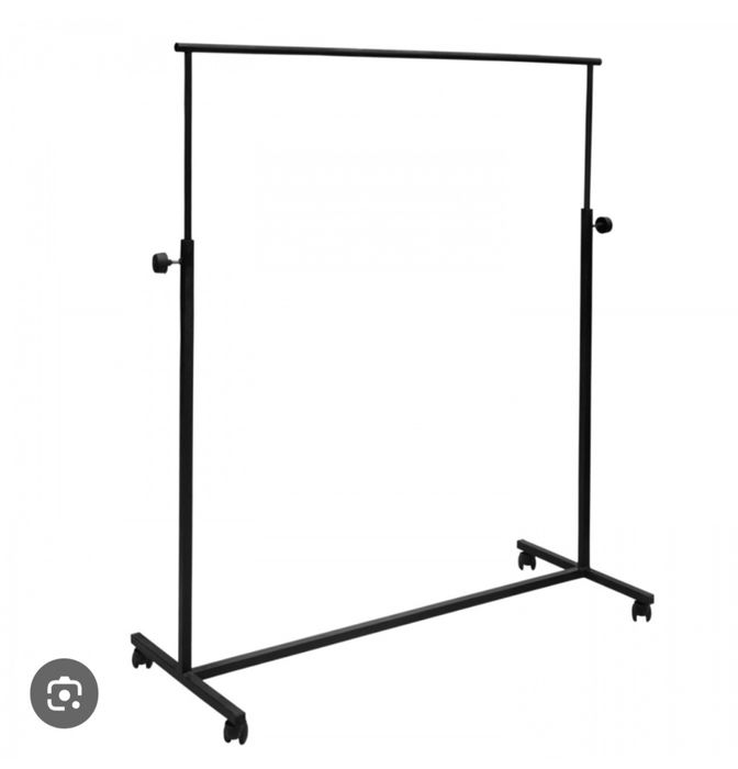 Напольная вешалка передвижная