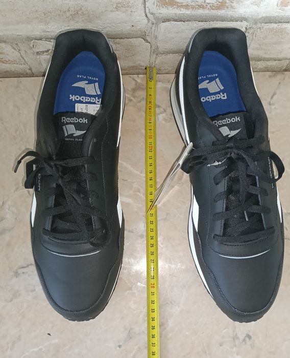 Reebok piele,numărul 48-49