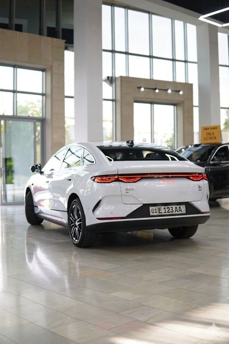 Byd QIN L EV 2025